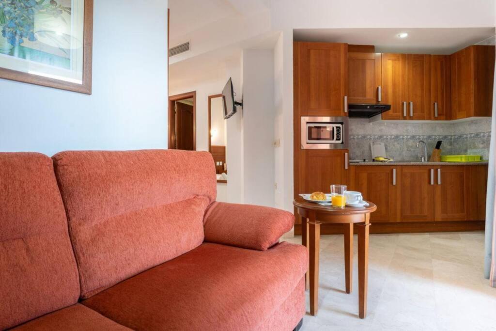 Ct 240 - Beachfront Apartment -Don Juan Manilva Bagian luar foto